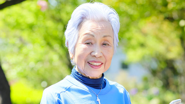 高齢だからおとなしく目立たない方がいい、なんてない。―「たぶん最高齢ツイッタラー」大崎博子さんの活躍と底知れぬパワーに迫る―| LIFULL STORIES