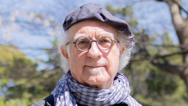 健康にも影響を及ぼす『エイジズム』－何歳になっても未来に向かって生きることが大切と語る、Dave Martinさんのエイジズム論－｜LIFULL STORIES