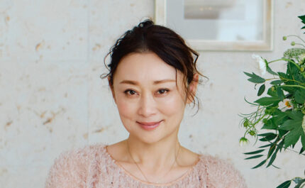 昼のひととき、花と手仕事で五感を整える -モデル／デザイナー雅姫さんインタビュー｜LIFULL STORIES