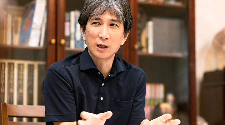 介護付有料老人ホーム「ウェルハイム・八王子」施設長の川口 航平さん