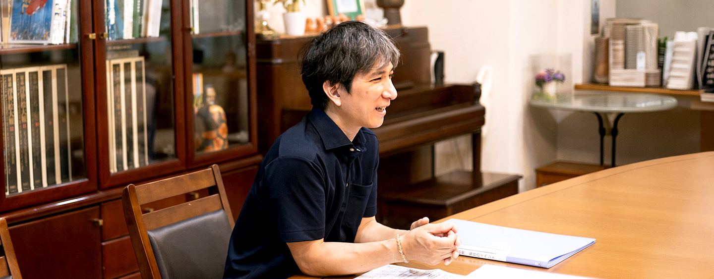 介護付有料老人ホーム「ウェルハイム・八王子」施設長の川口 航平さん