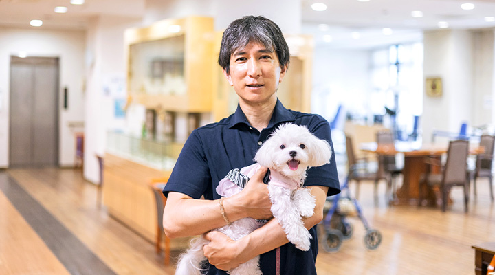 介護付有料老人ホーム「ウェルハイム・八王子」施設長の川口 航平さん